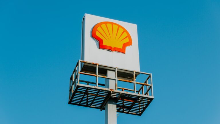 Shell Slam Dunks Hydrogen Stations: Is the Fuel Cell Dream Fading?