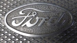 Ford Scales Back US EV Plans as Policy Shifts and Demand Uncertainty Reshape Strategy Ford Scales Back US EV Plans as Policy Shifts and Demand Uncertainty Reshape Strategy