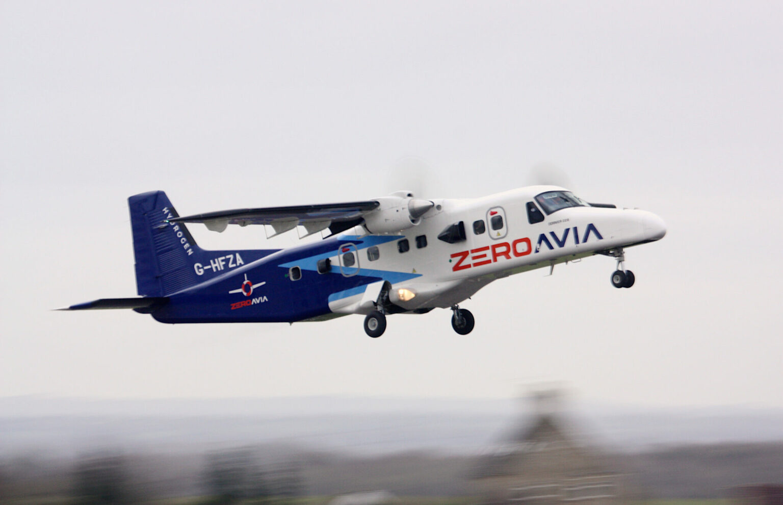 ZeroAvia Leads UK's Hydrogen Challenge for Sustainable Flight