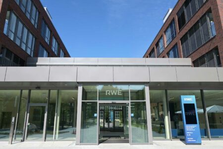 RWE and AMG Partner on Green Ammonia Supply Chain