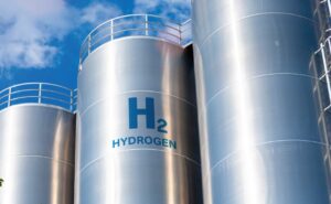 Local Company Delivers Hydrogen Tanks in Baltics