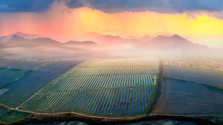 Global Renewable Capacity Hits 582 GW in 2024—Still 540 GW Short of 2030 Target