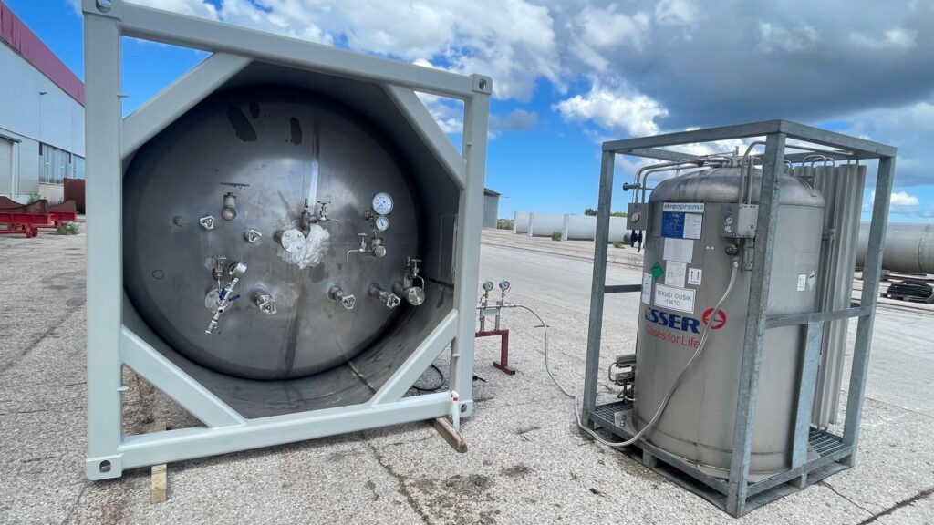 The 40-Foot Fortresses Powering the Global Supply Chain The 40-Foot Fortresses Powering the Global Supply Chain