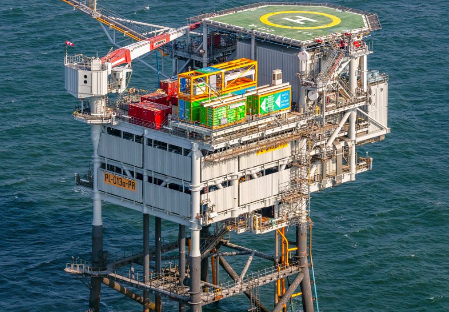 World’s First Offshore Green Hydrogen Pilot Begins Production on Operating North Sea Gas Platform World's First Offshore Green Hydrogen Pilot Begins Production on Operating North Sea Gas Platform