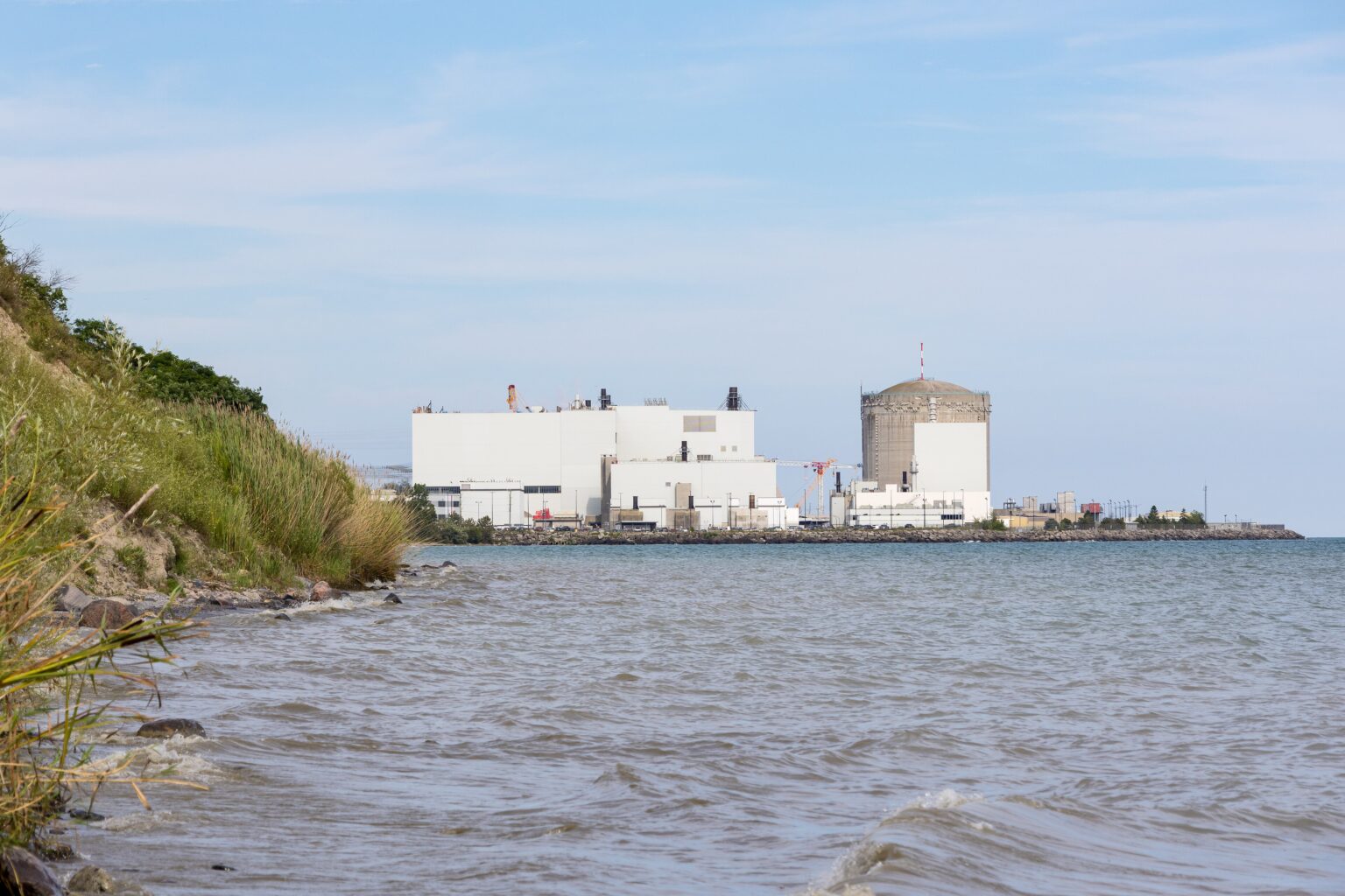 Clinch River SMR permit came 4 months ahead of NRC schedule Darlington Nuclear Generating Station on the Lake Ontario shore, where the first BWRX-300 is being built