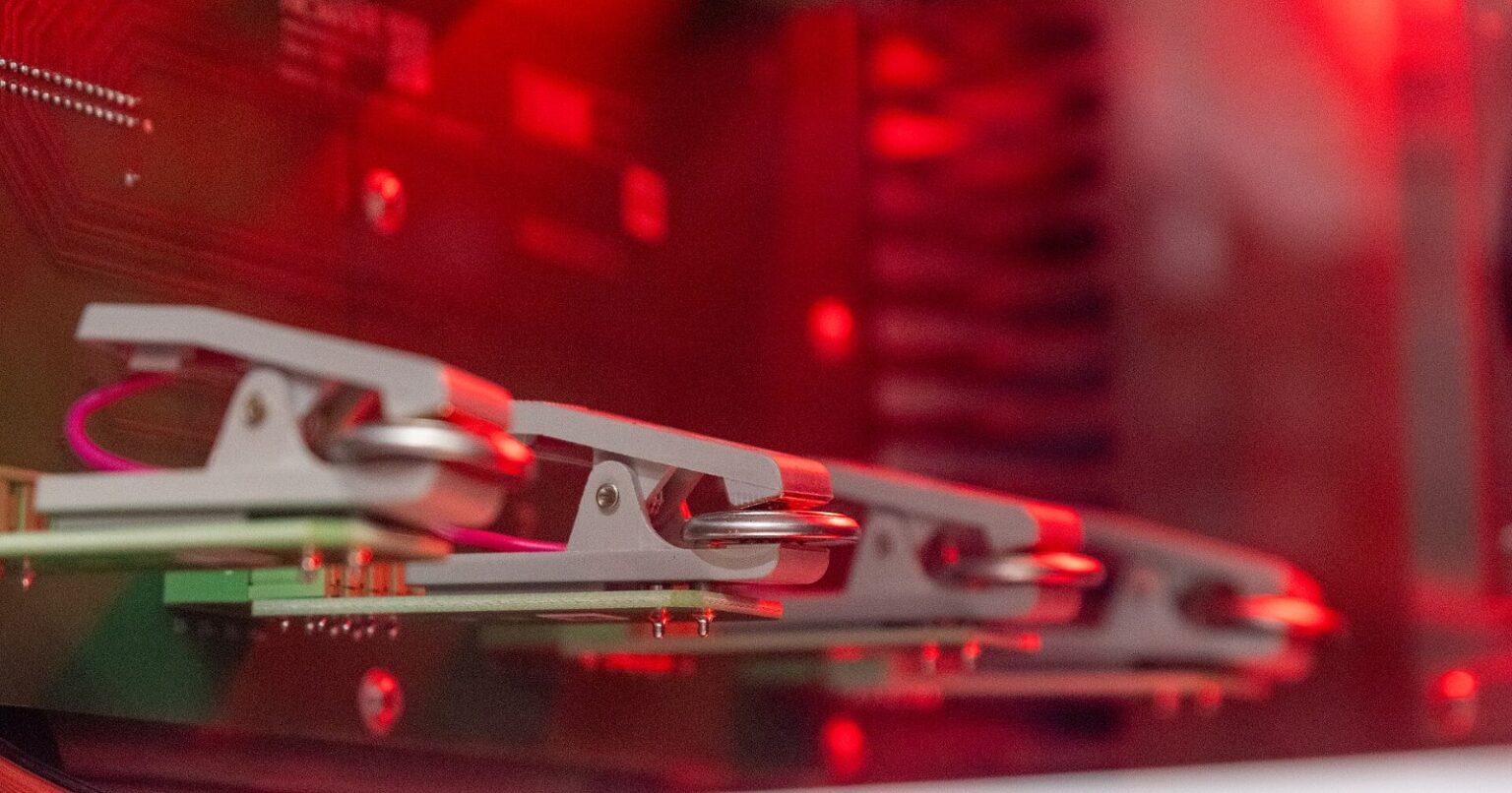Smart battery pack powerline communication research: lithium-ion coin cells in a laboratory test fixture