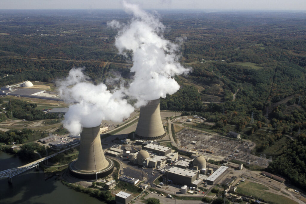 Vistra nuclear loan: $4.2B for 433 MW new, 4 GW kept Beaver Valley Nuclear Power Station with cooling tower and reactor buildings